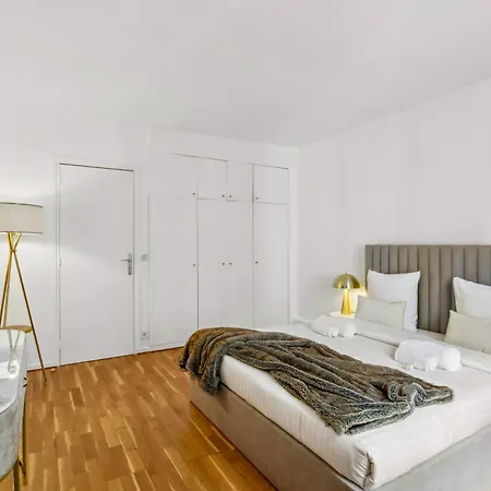 Amazing 3bdr Near The Eiffel Tower Apartment Paris